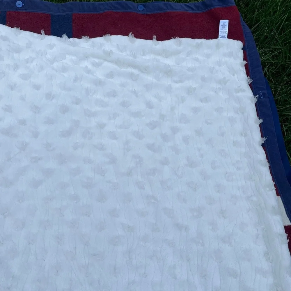 LoveShackFancy x Pottery Barn Teen Sweet Bows Faux Fur Throw White blanket